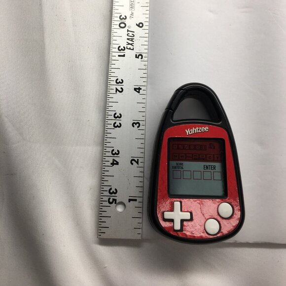 Hasbro Yahtzee Handheld Electronic Game Clip On Carabiner Edition - Works - Picture 9 of 10